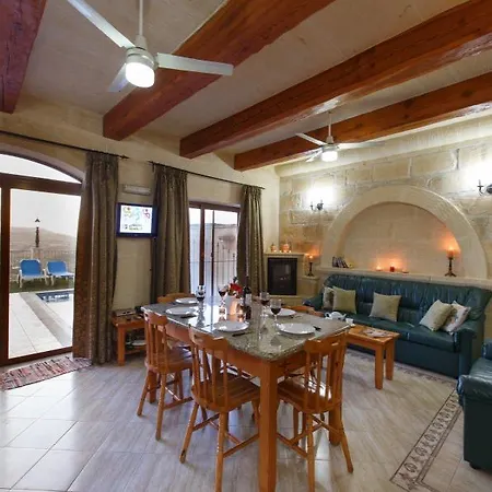 Pergola Hotel 3*